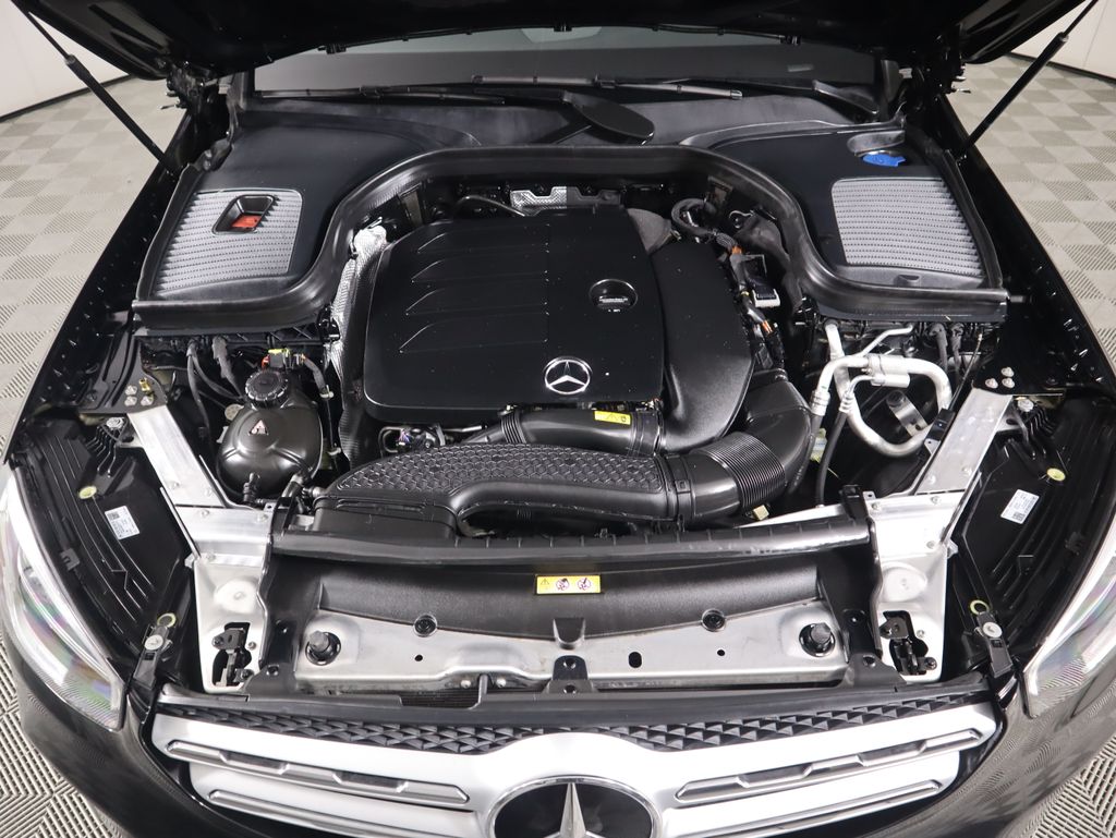 2022 Mercedes Benz GLC 300 S photo 32