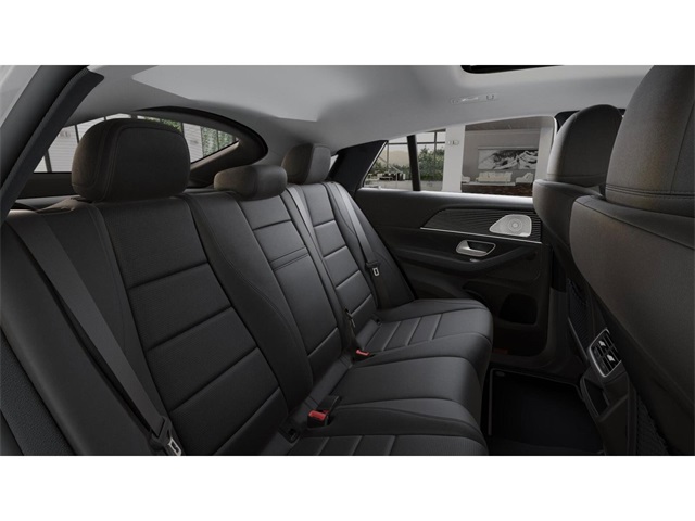2026 Mercedes Benz GLE 450 4MATIC photo 4
