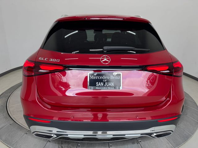 2025 Mercedes Benz GLC 300 photo 12
