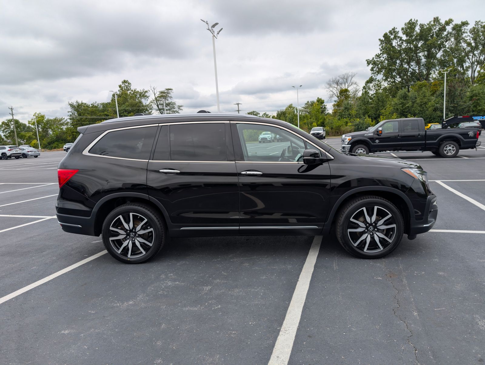 2020 Honda Pilot Touring photo 5
