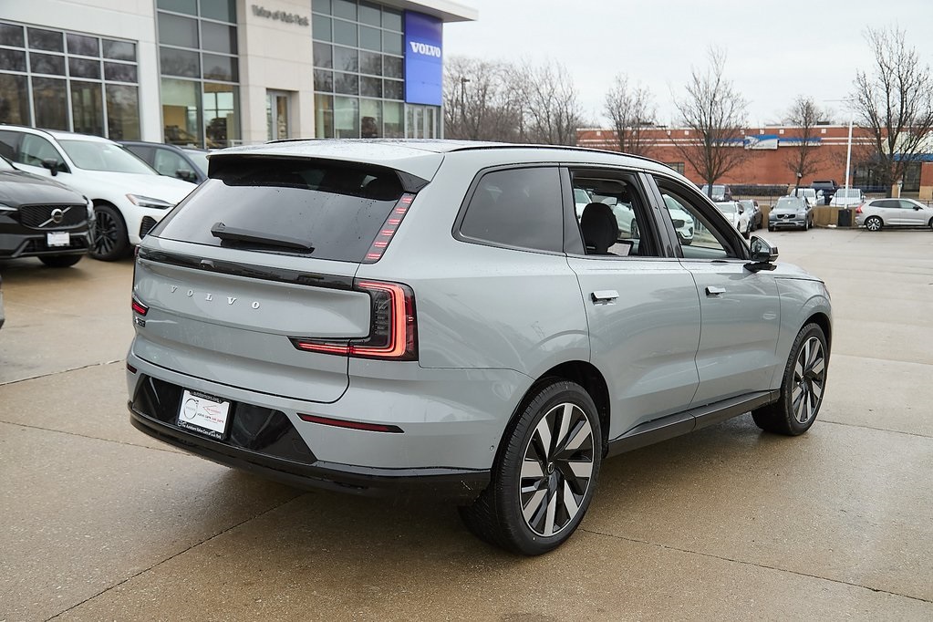 2025 VOLVO EX90 - Image 8