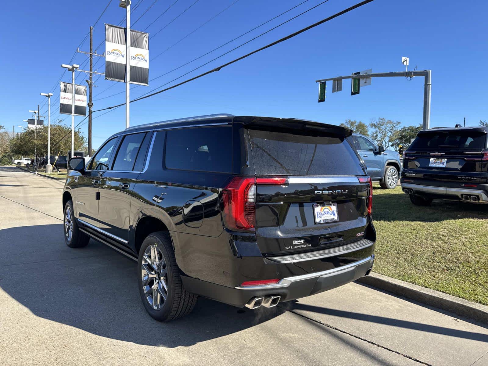 2026 Gmc Yukon XL Denali photo 3