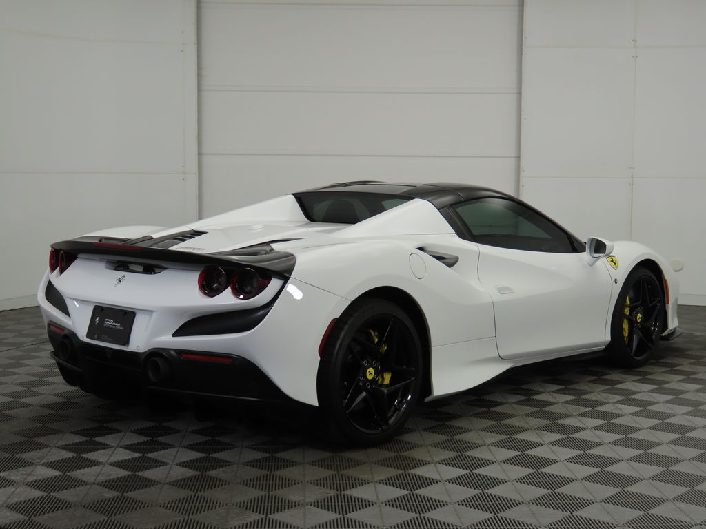 2022 Ferrari F8 Spider Base photo 5