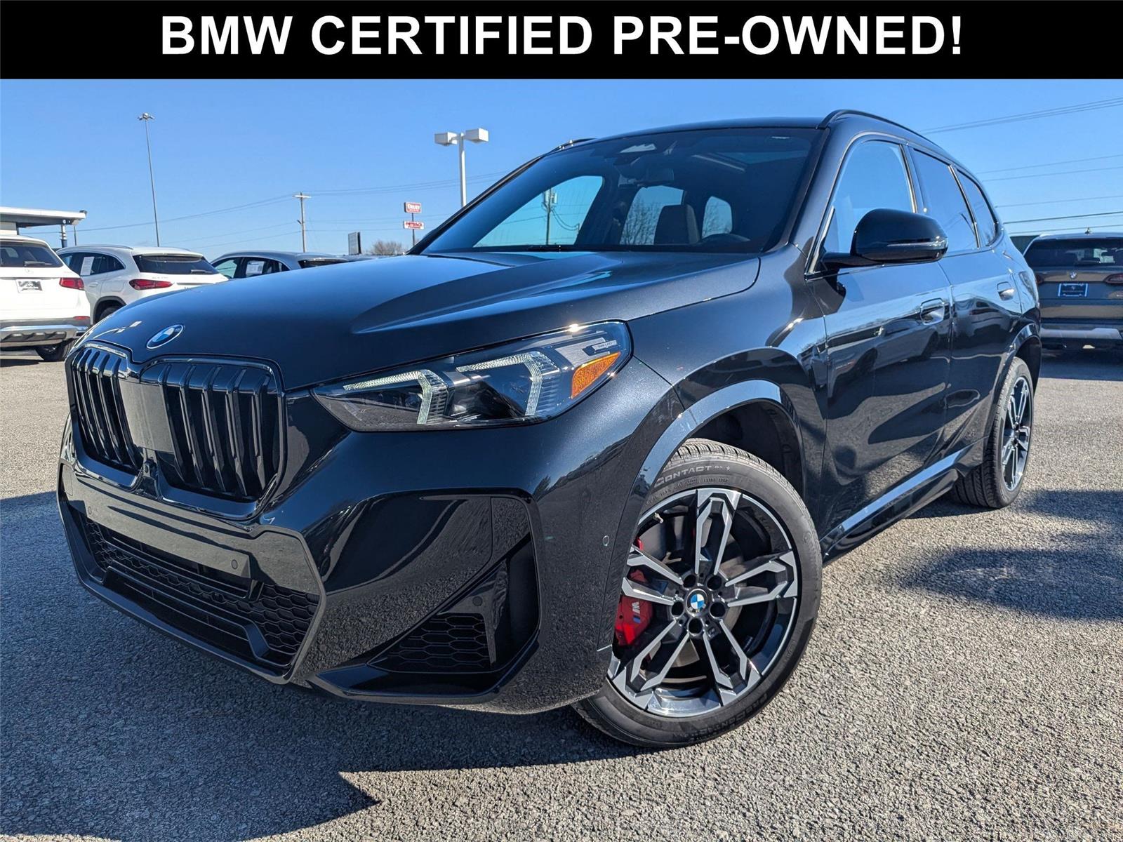 2025 BMW X1 28i's photo