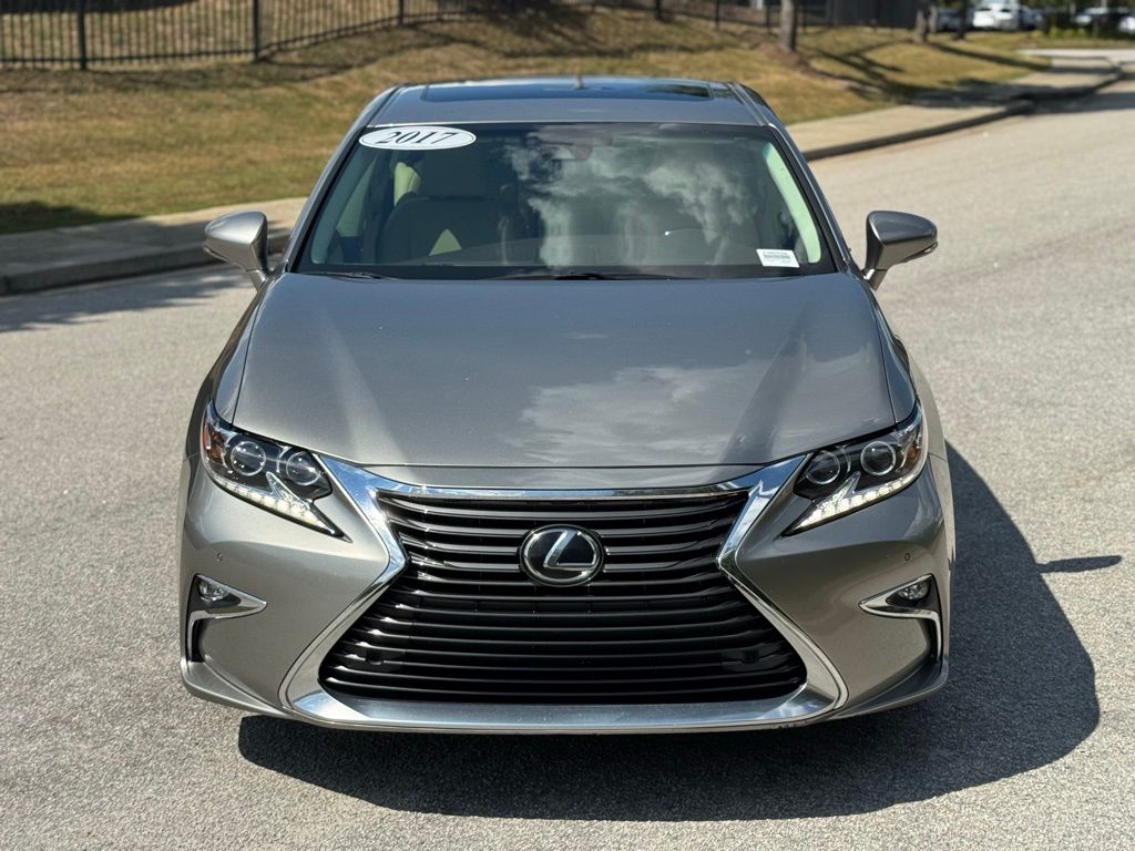 2017 Lexus ES 350 Luxury photo 23