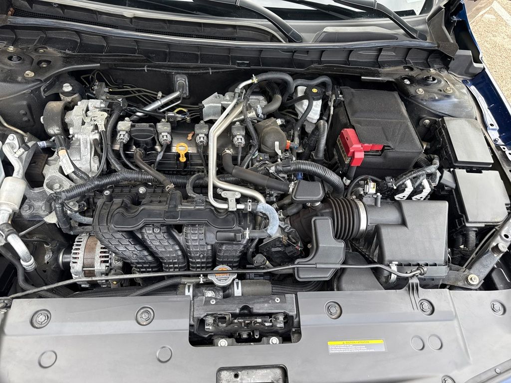 2021 Nissan Altima 2.5 SR photo 21