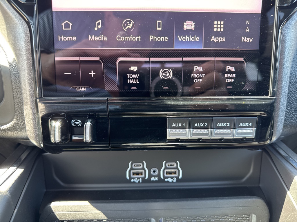 2026 Ram 2500 Laramie photo 42