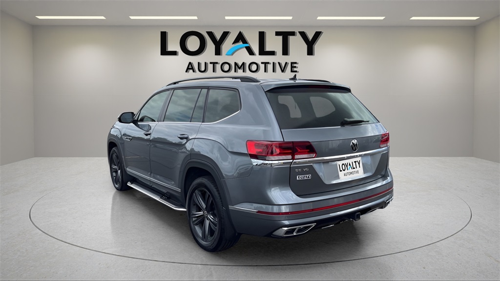 2021 Volkswagen Atlas V6 SE Technology R-Line photo 2