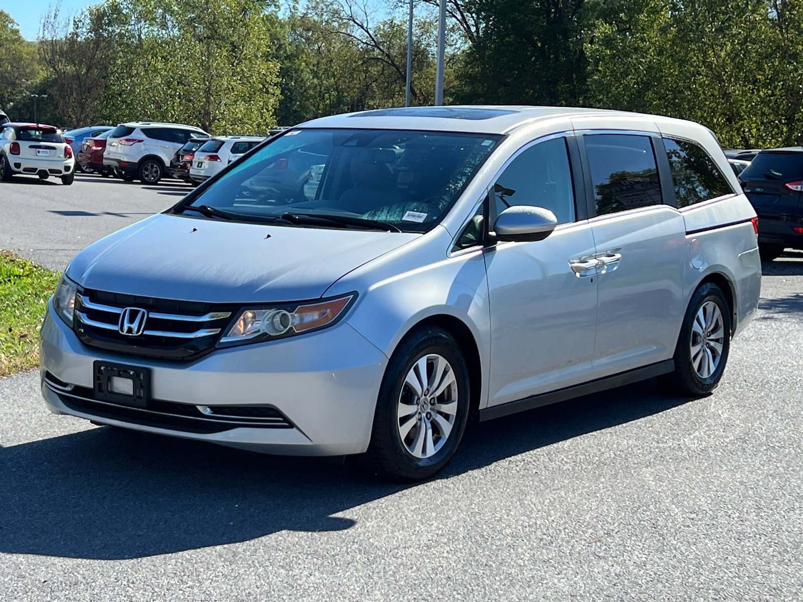 2015 Honda Odyssey EX-L photo 2