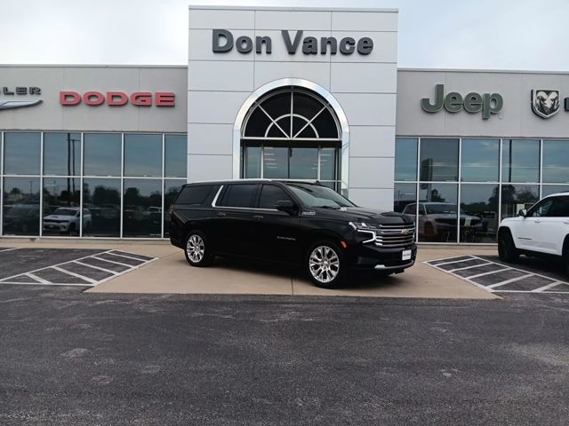 2021 Chevrolet Suburban High Country's photo