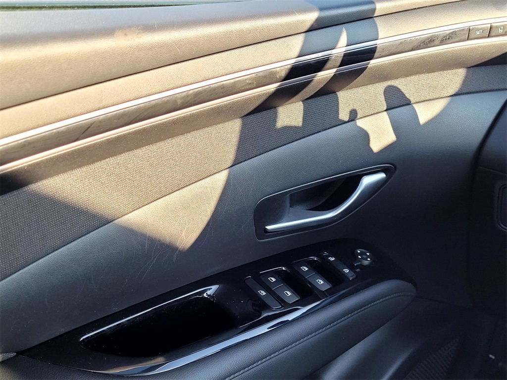 2023 Hyundai Tucson Limited photo 26