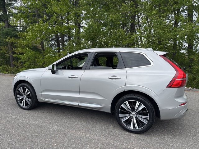 2022 Volvo XC60 B5 Inscription photo 5