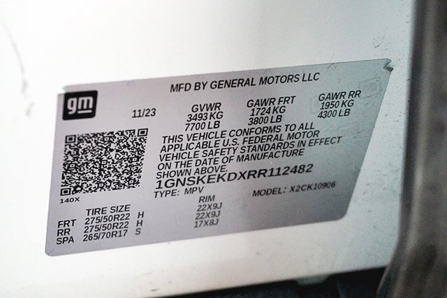 Used 2024 White Chevrolet RST image 32