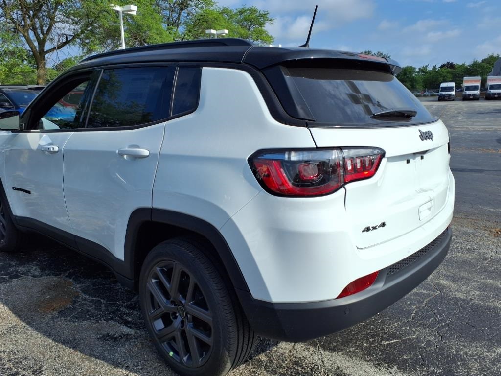 2025 Jeep Compass Limited photo 5