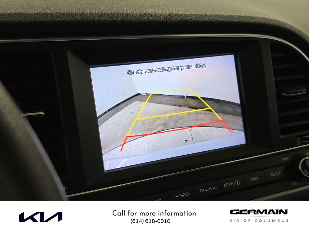 2018 Hyundai Elantra SEL photo 24
