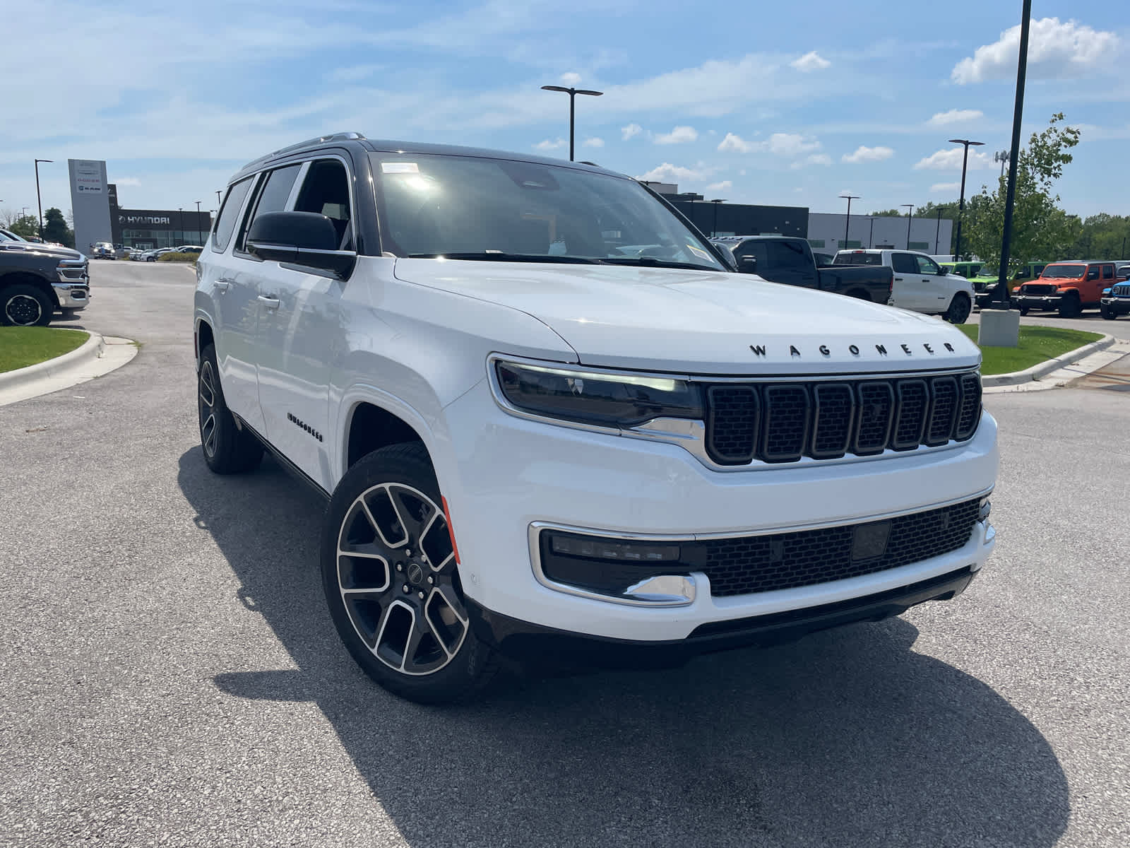 2025 Jeep Wagoneer Series III photo 2