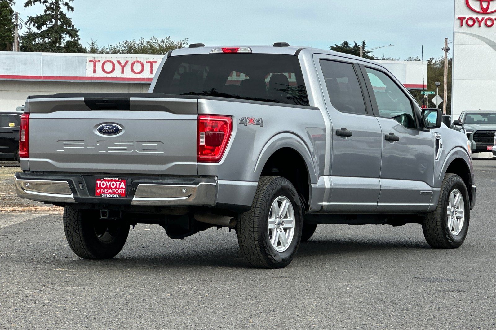 2022 Ford F-150 XLT photo 3