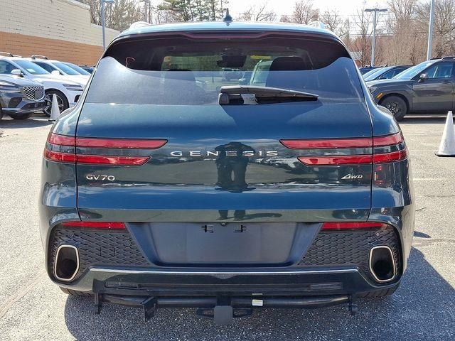 2022 Genesis GV70 2.5T photo 3
