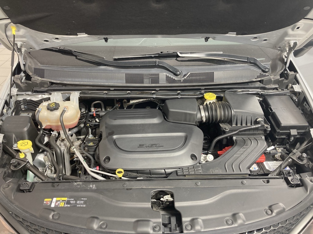 2022 Chrysler Voyager LX photo 21