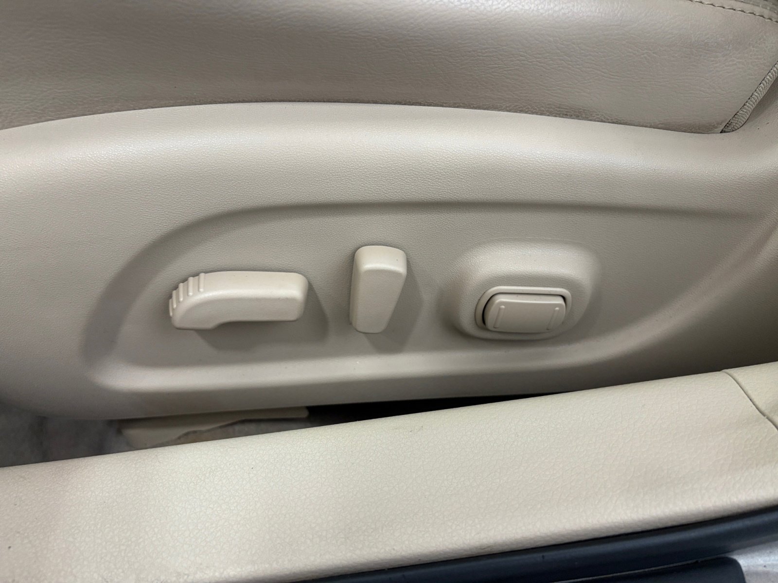 2014 Nissan Altima 3.5 SL photo 9