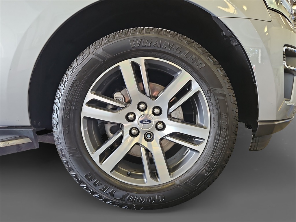 2023 Ford Expedition Limited photo 15