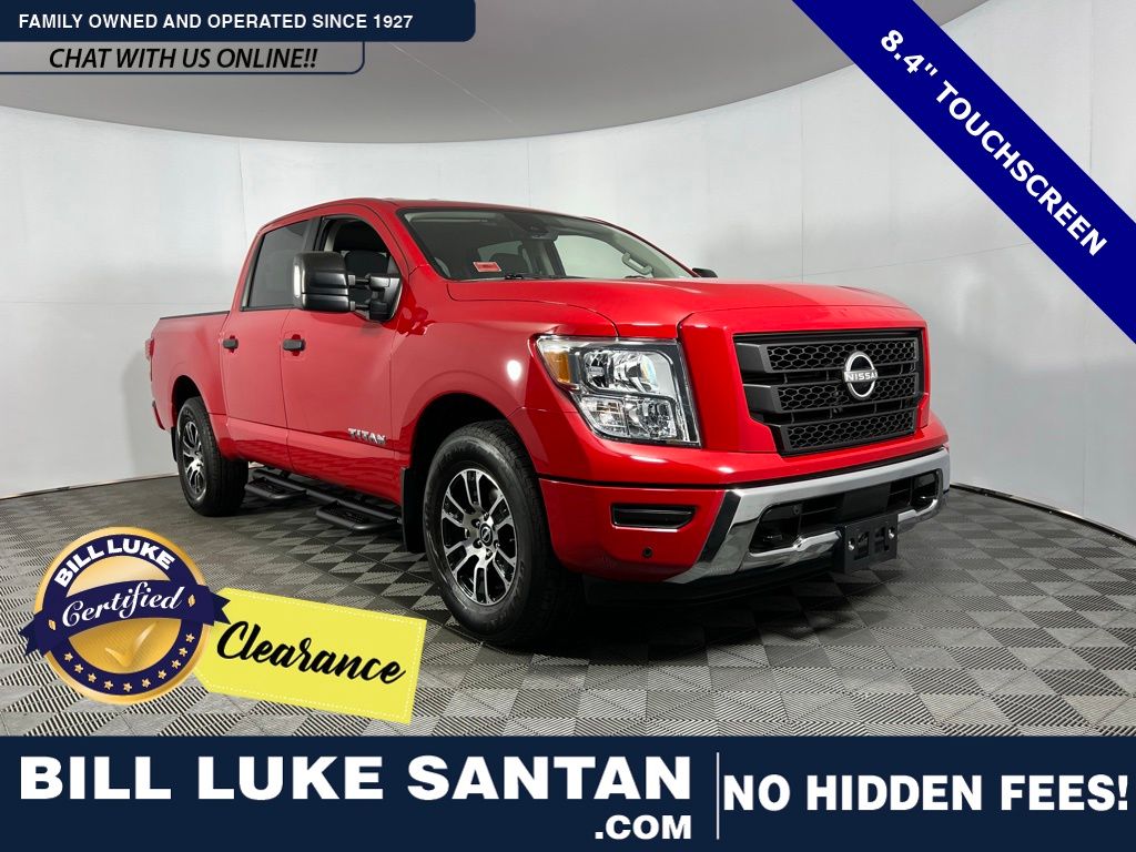 2024 Nissan Titan SV's photo