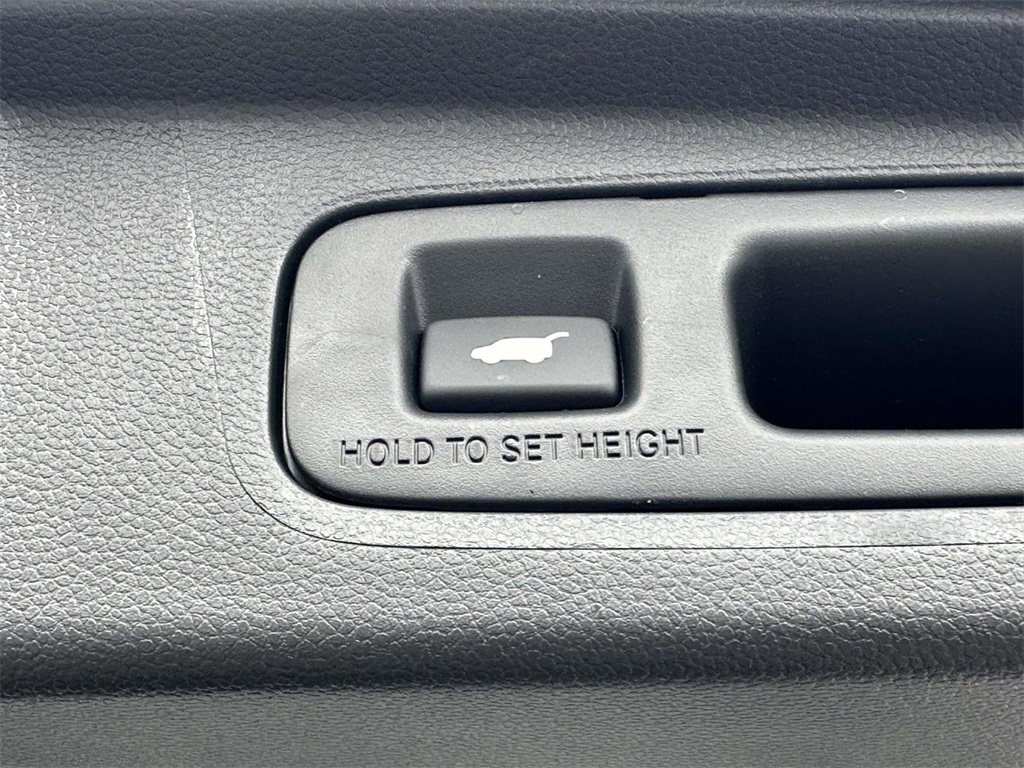 2026 Honda CR-V Hybrid Sport Touring photo 2