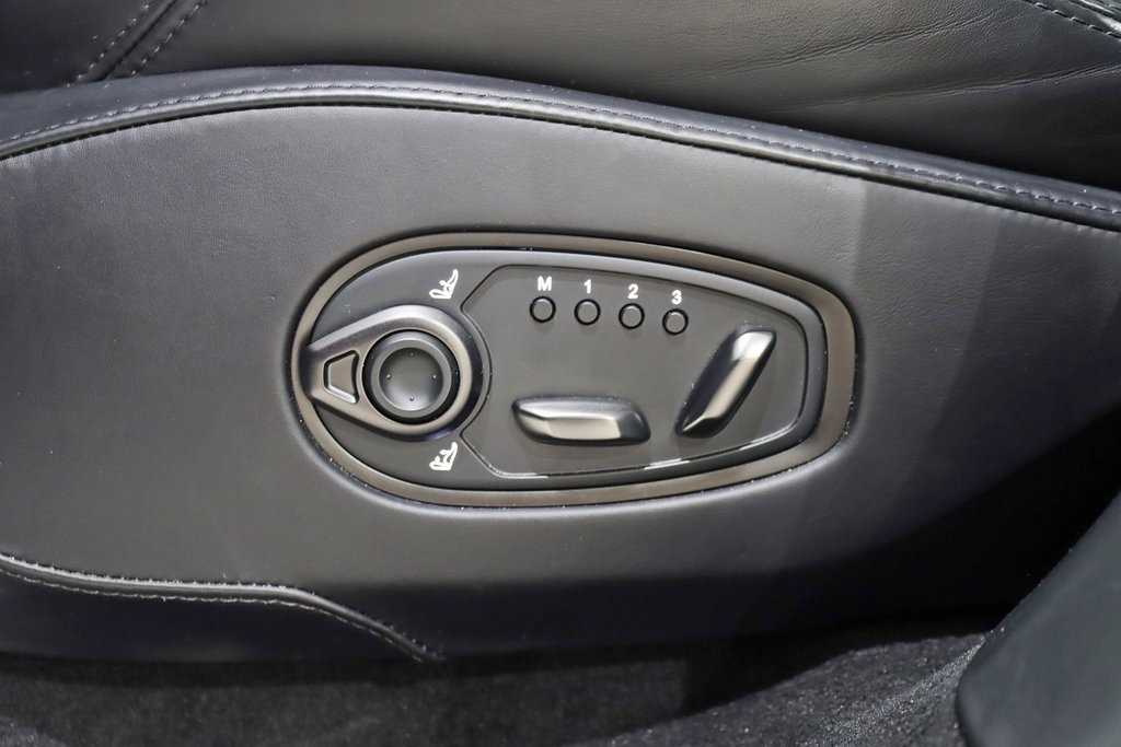 2022 Aston Martin DBX AM8 photo 31