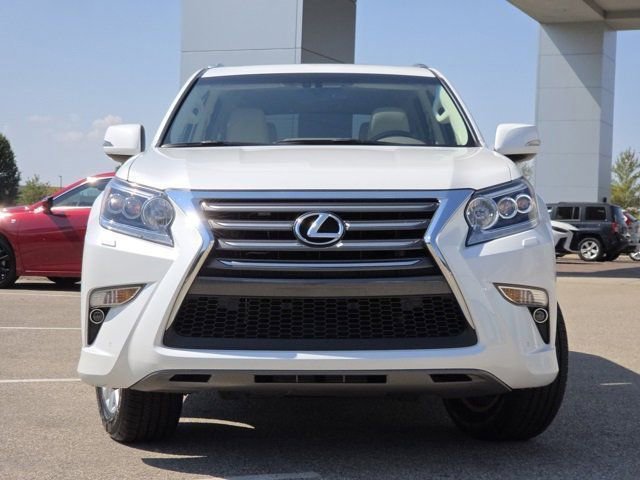 2019 Lexus GX 460 photo 3