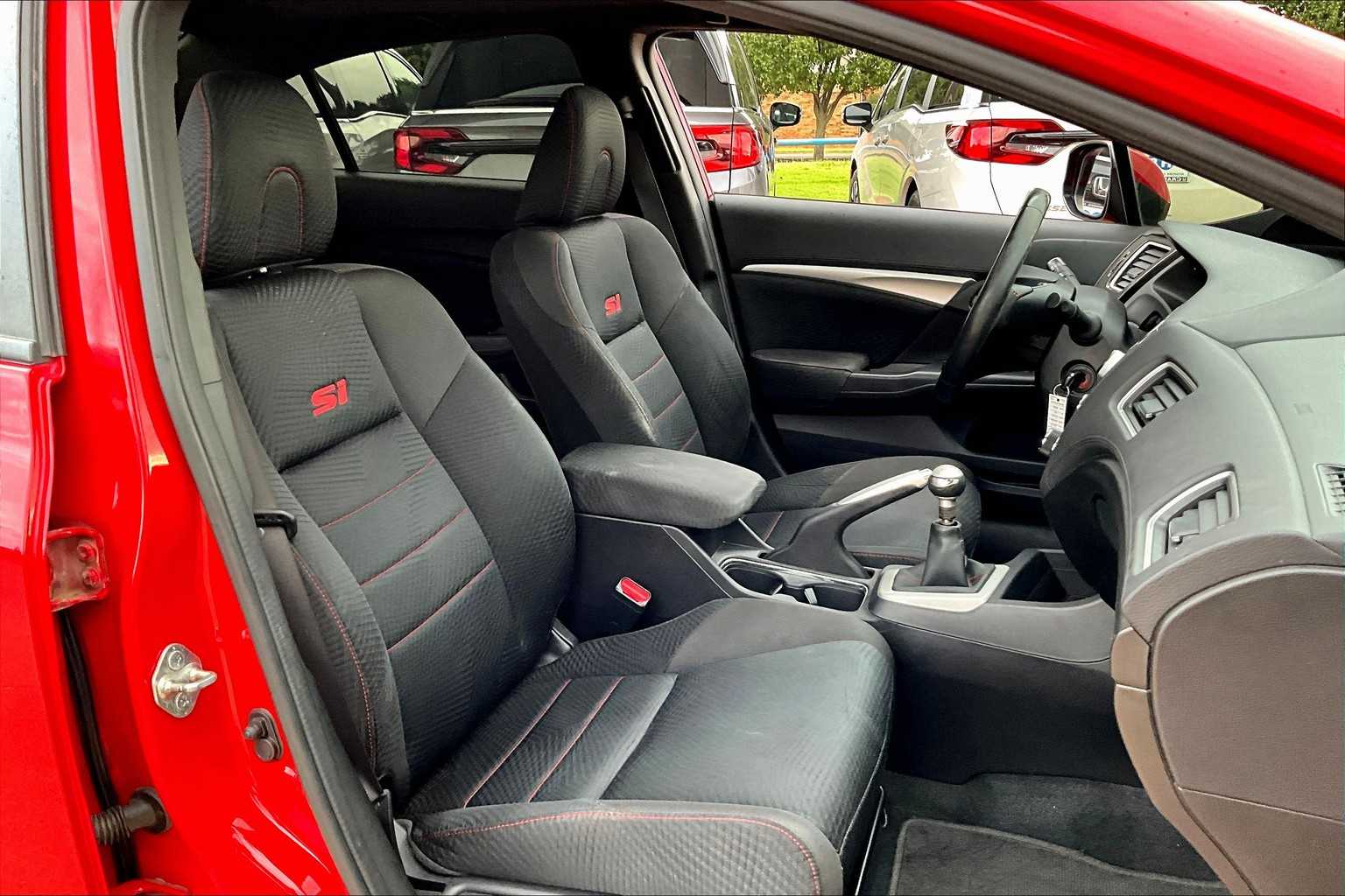 2013 Honda Civic Si photo 8