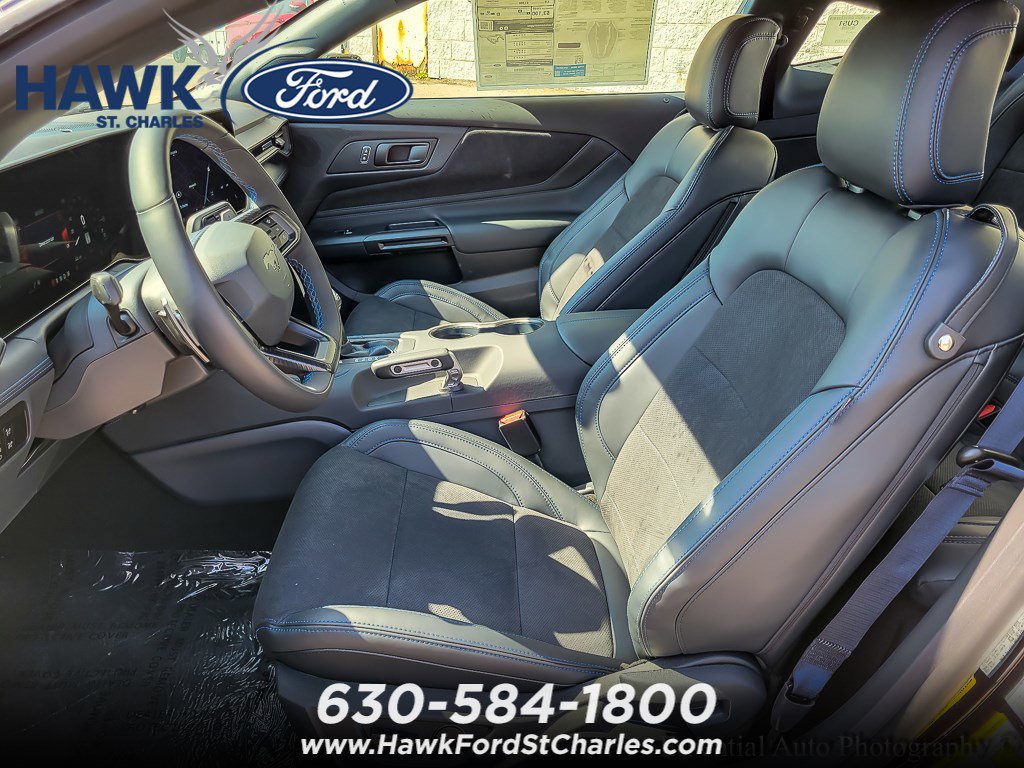 2025 FORD MUSTANG - Image 7