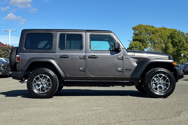 2025 Jeep Wrangler Sport S photo 3