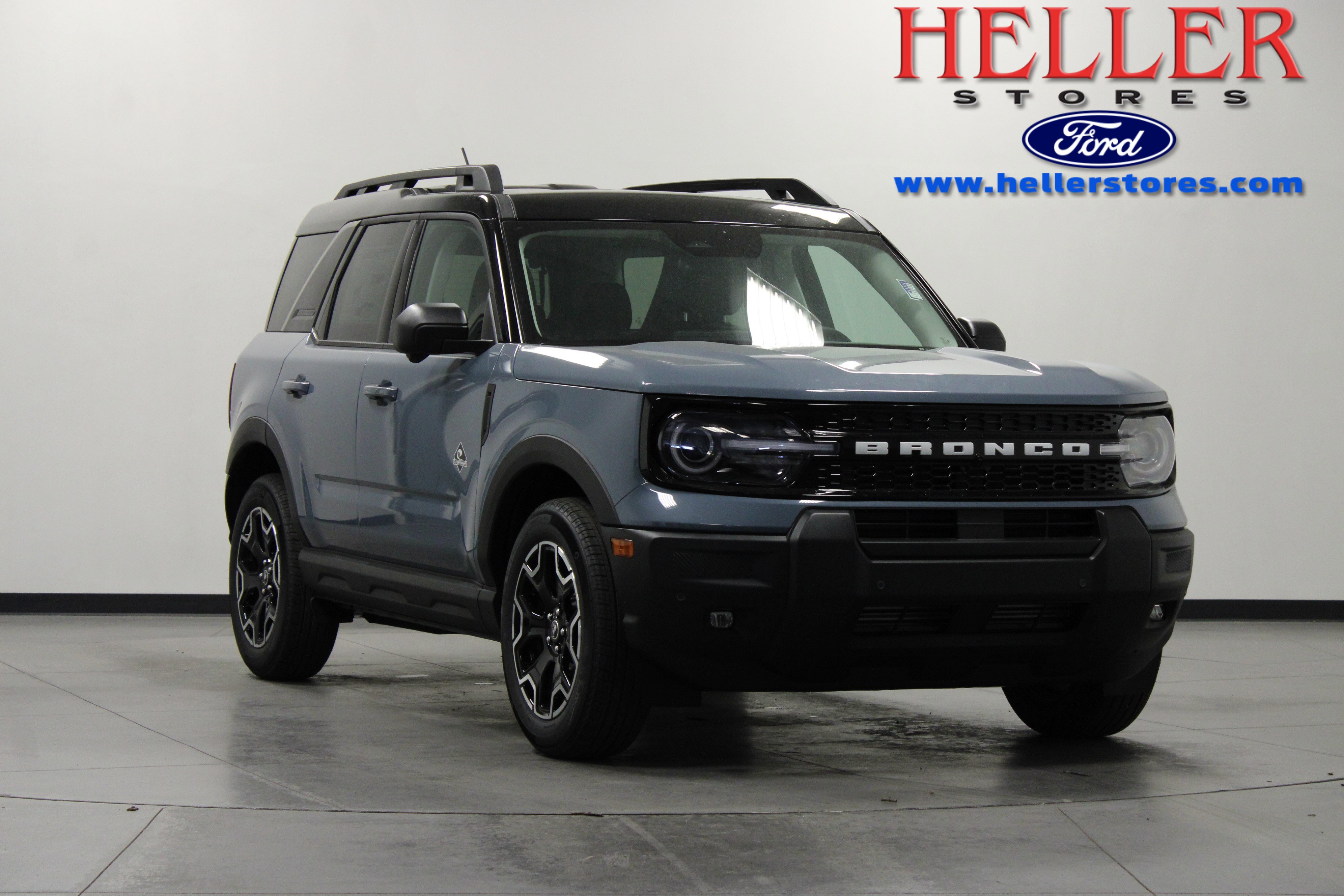 2025 Ford Bronco Sport Outer Banks's photo