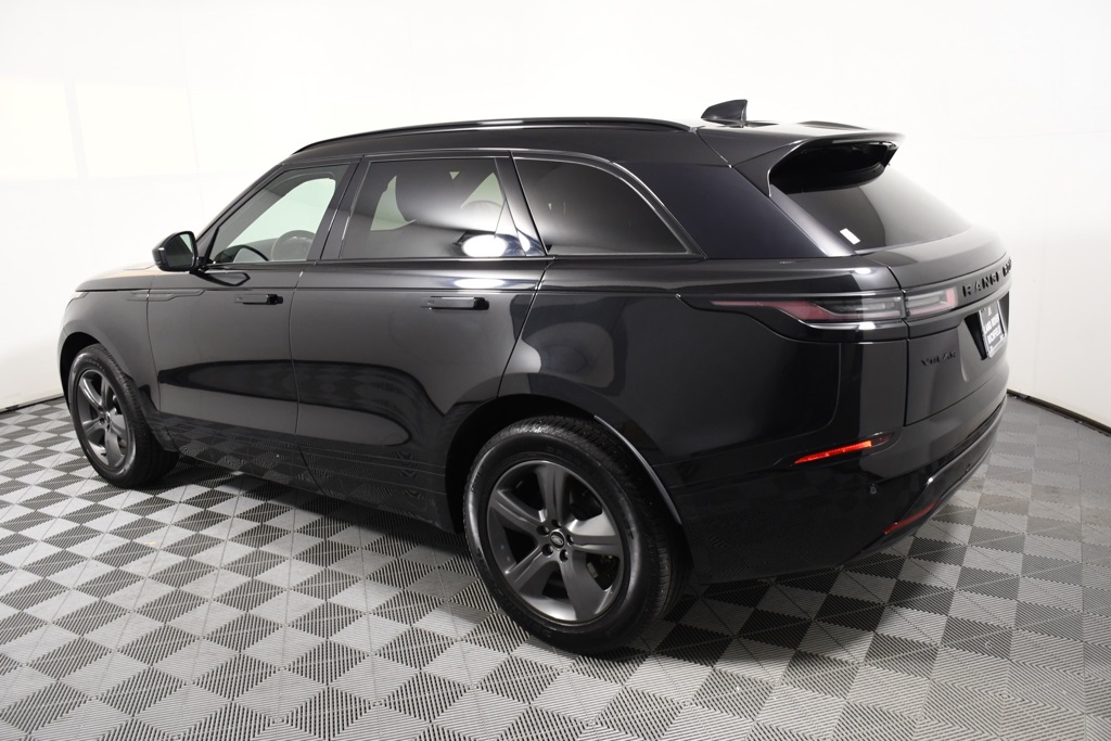 2025 Land Rover Range Rover Velar SE photo 2