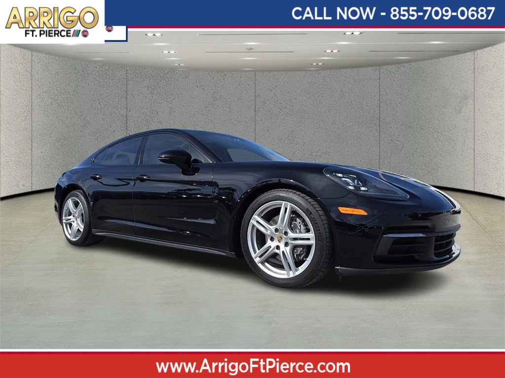 2018 Porsche Panamera 4's photo