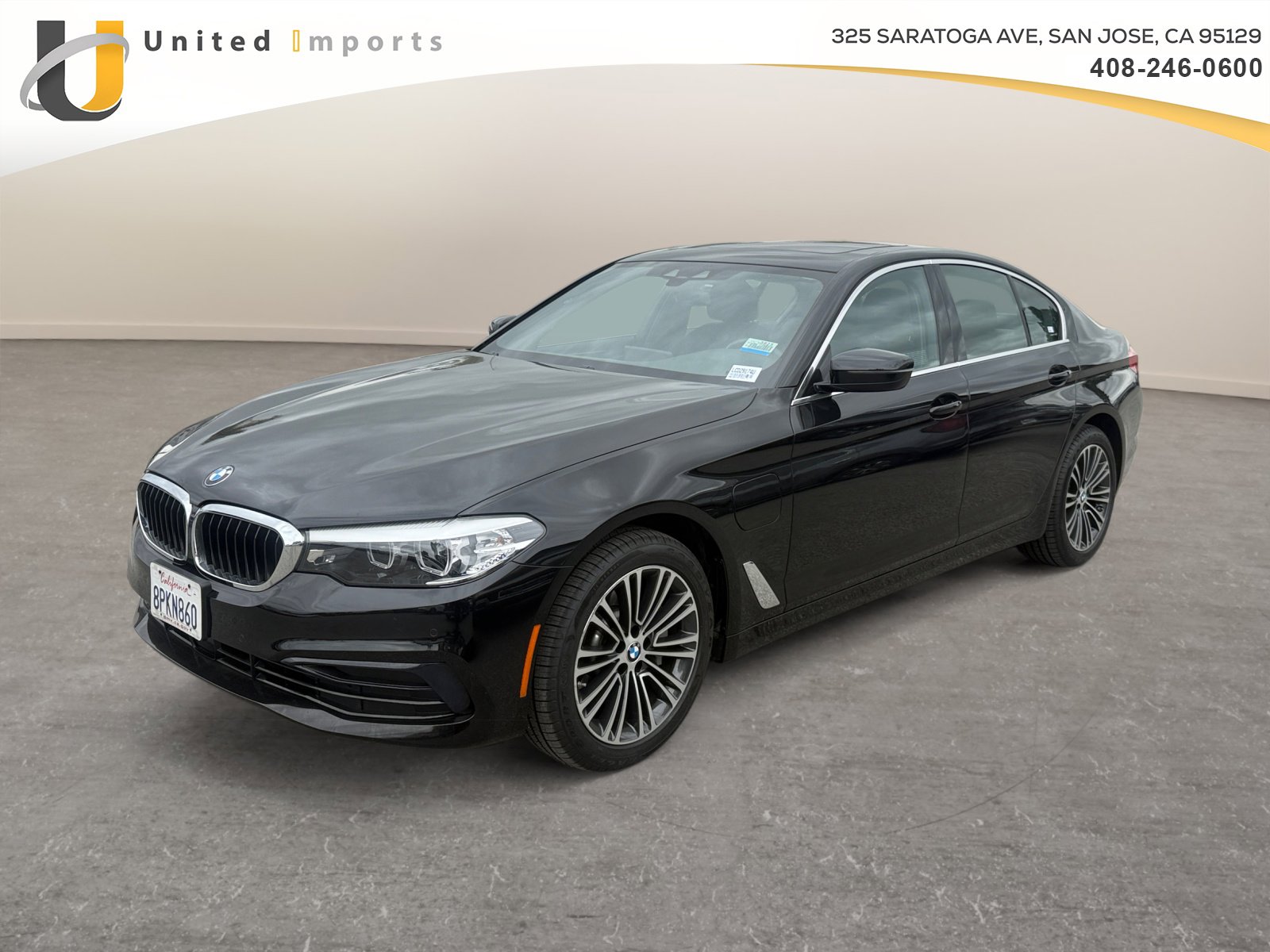Used 2020 Jet Black BMW 530e iPerformance image 1