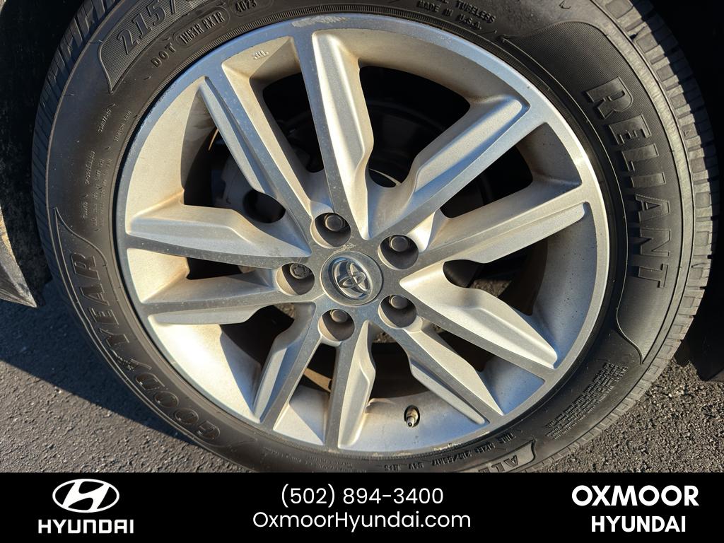 2015 Toyota Avalon XLE Premium photo 3