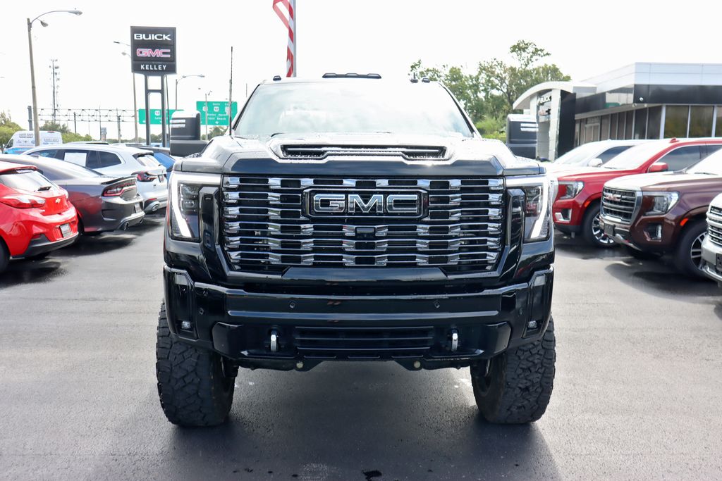2025 Gmc Sierra HD Denali Ultimate photo 2