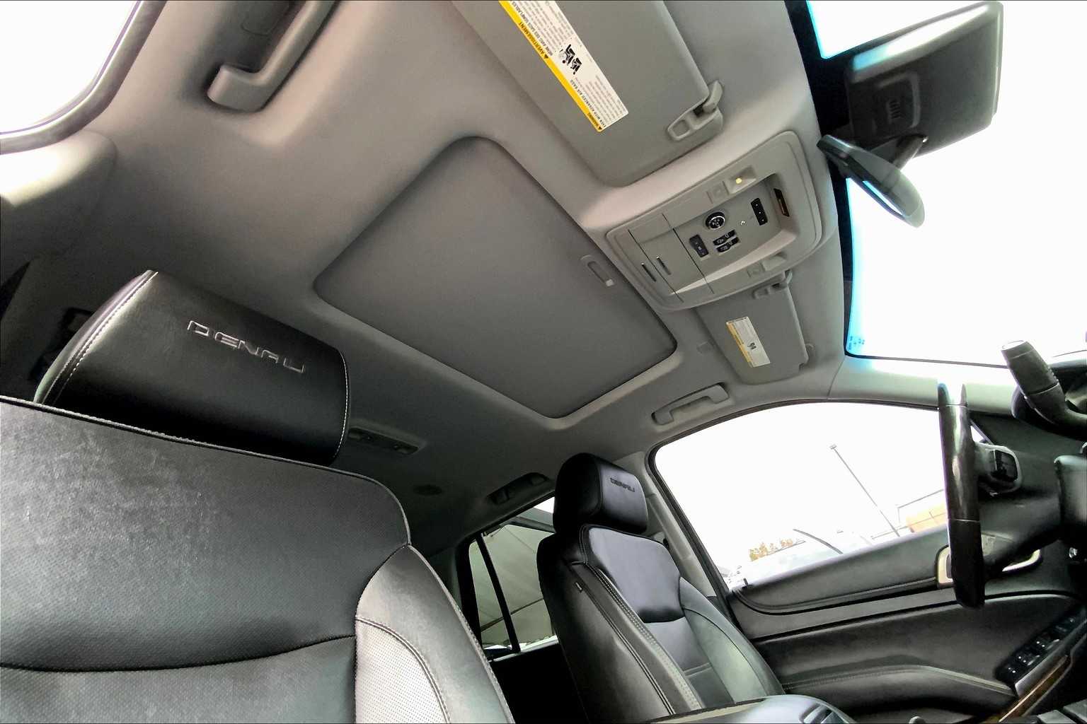 2018 Gmc Yukon Denali photo 13