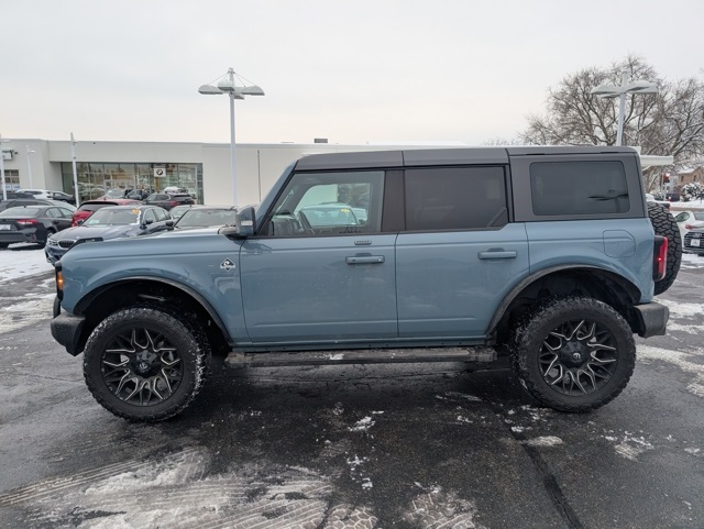 2023 Ford Bronco 4-Door Outer Banks's photo