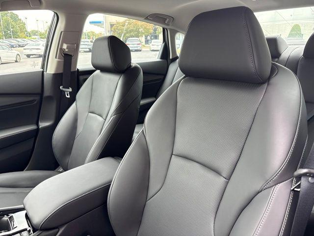 2025 Honda Accord Hybrid Touring photo 2