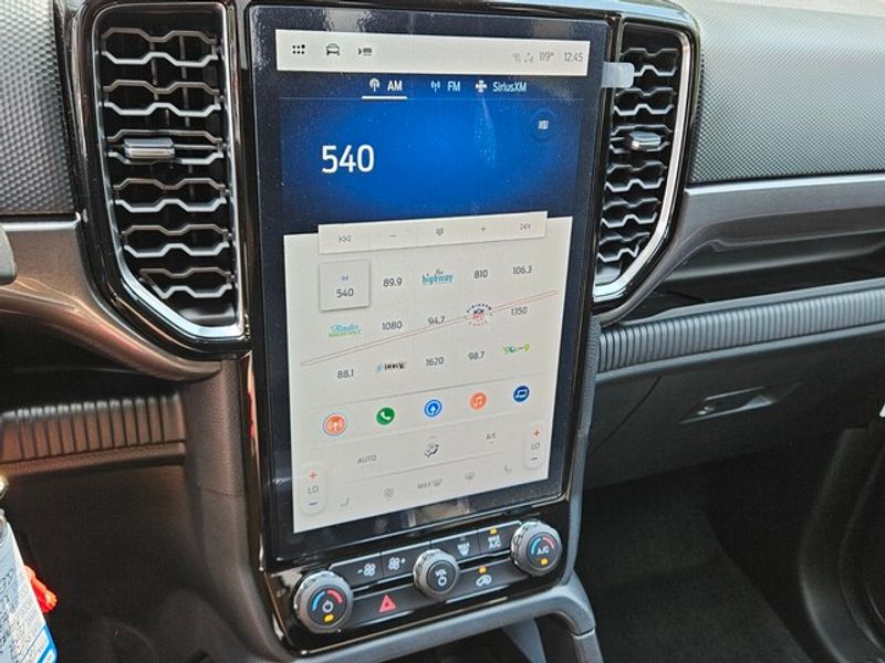 2025 Ford Ranger XLT photo 17