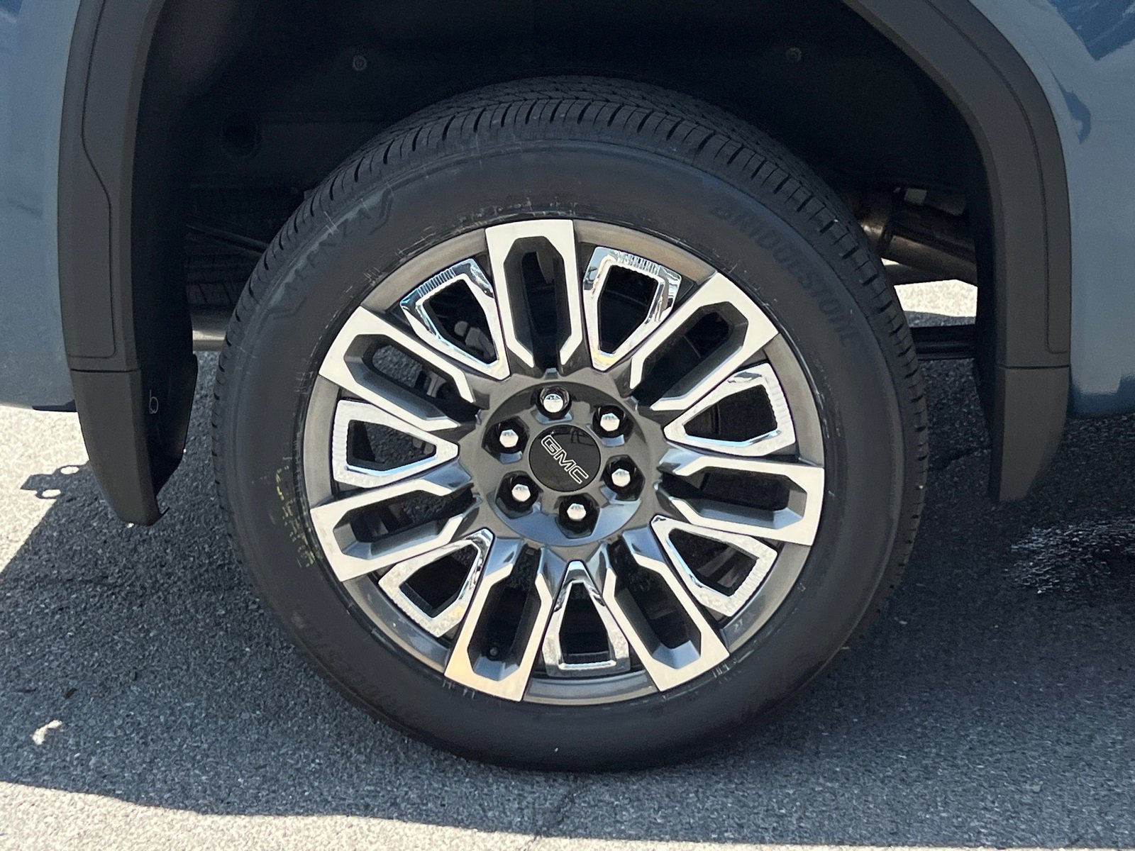 2025 Gmc Sierra 1500 Denali Ultimate photo 4