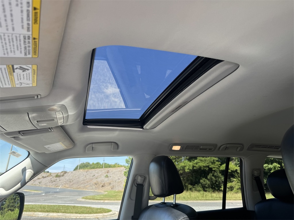 2019 Infiniti QX80 Luxe photo 19