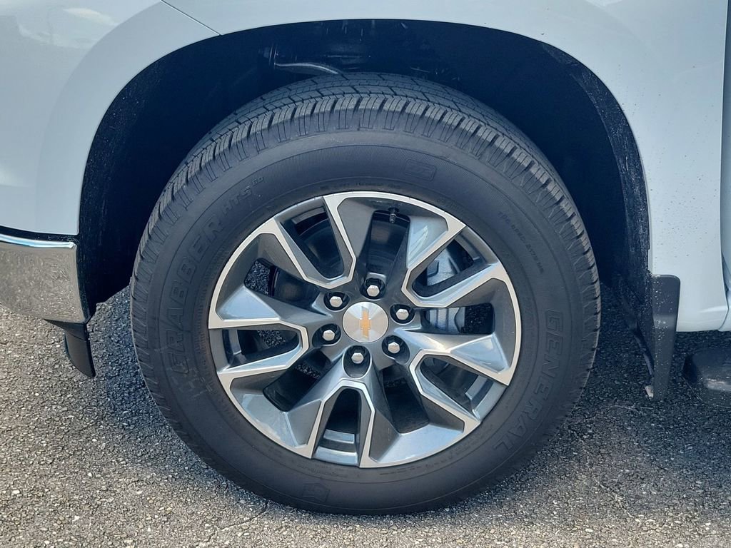 2026 Chevrolet Silverado 1500 LT photo 16