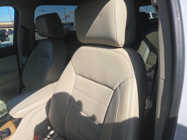 2018 Gmc Acadia Denali photo 4