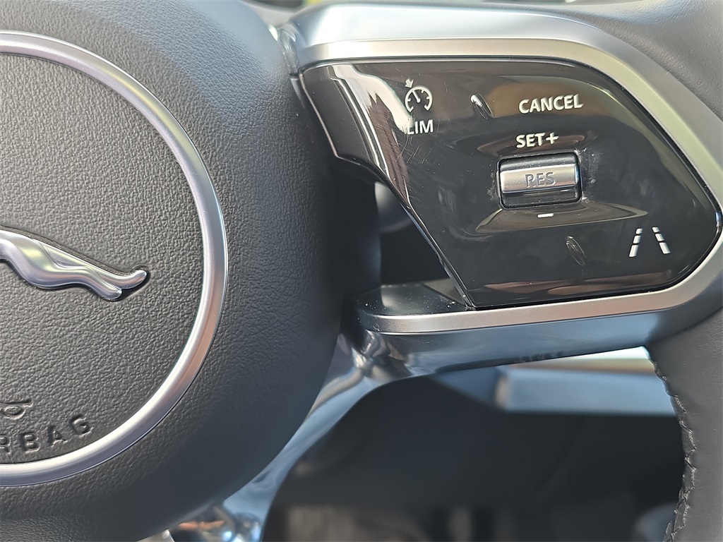 2020 Jaguar I-PACE S photo 19