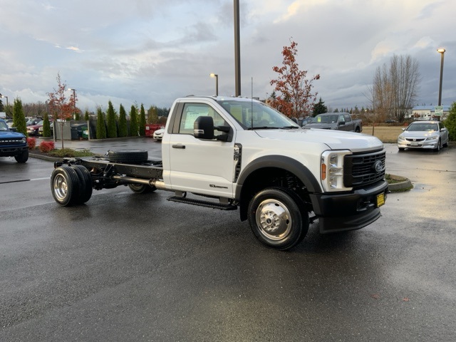 2024 Ford F-450 photo 3