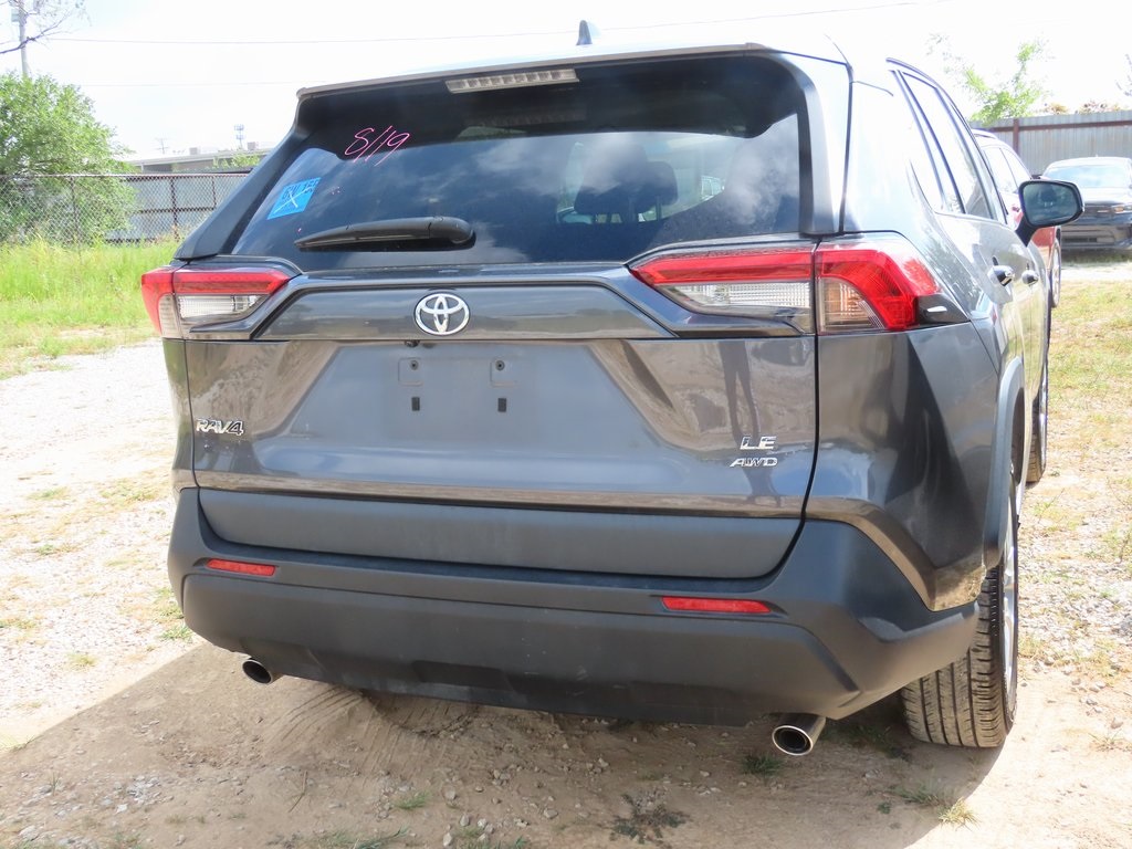 2023 Toyota RAV4 LE photo 6
