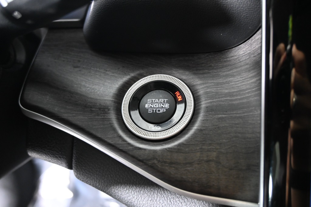 2022 Jeep Grand Cherokee Limited photo 32